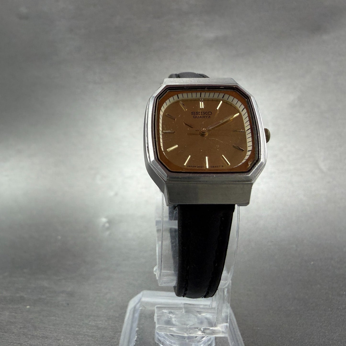 Seiko Watch Women 23mm Champagne Dial Silver Tone Octagon 3421-527A New Battery5
