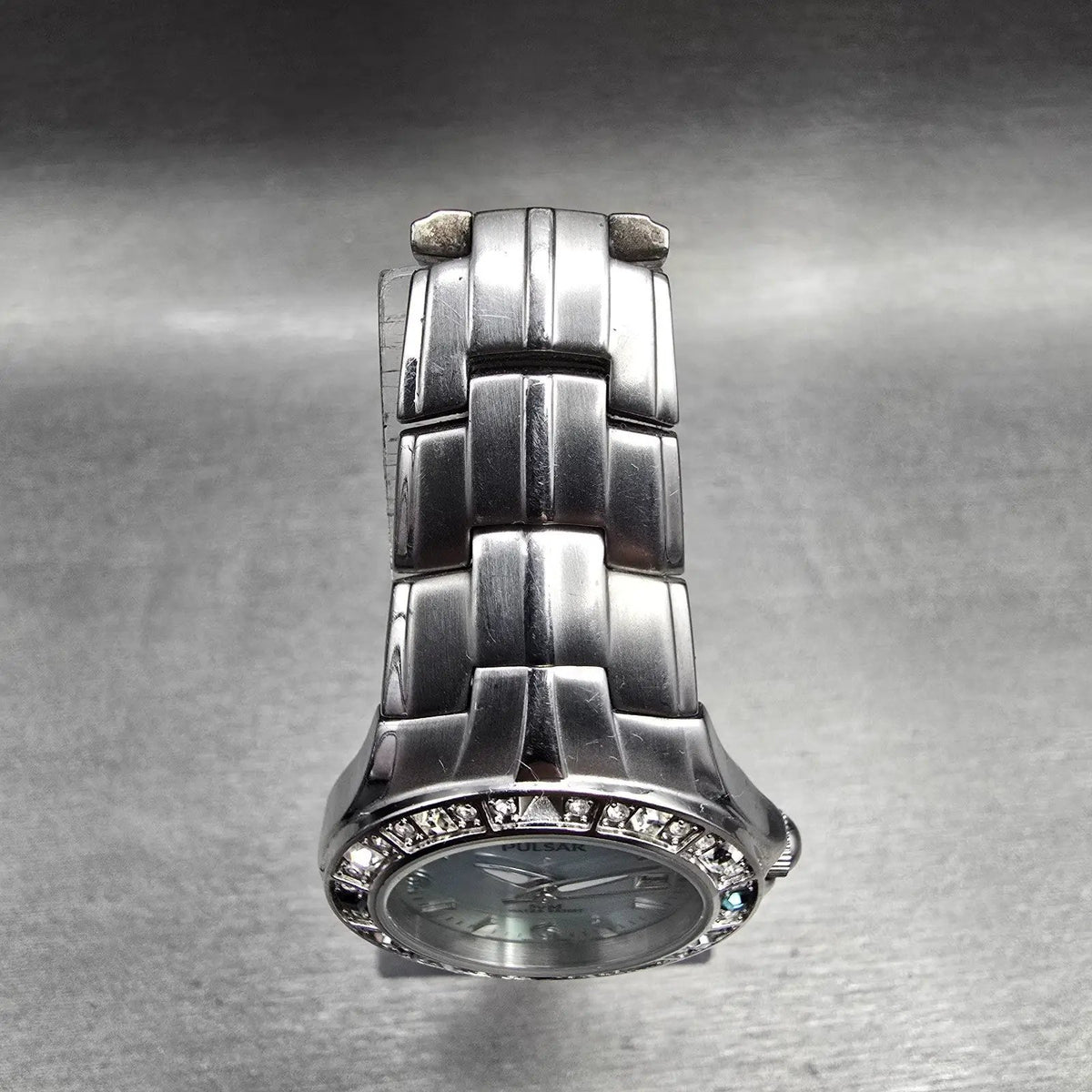 Seiko Pulsar Watch Women 27mm MOP Dial Silver Tone Gemmed Date VX82-X416 New Bat4