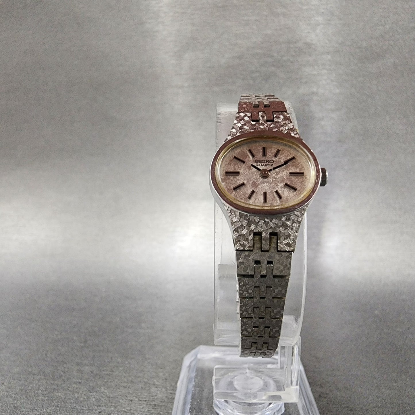 VTG Seiko Watch Women 17mm Silver Dial Silver Tone Oval 2C205759 New Battery4