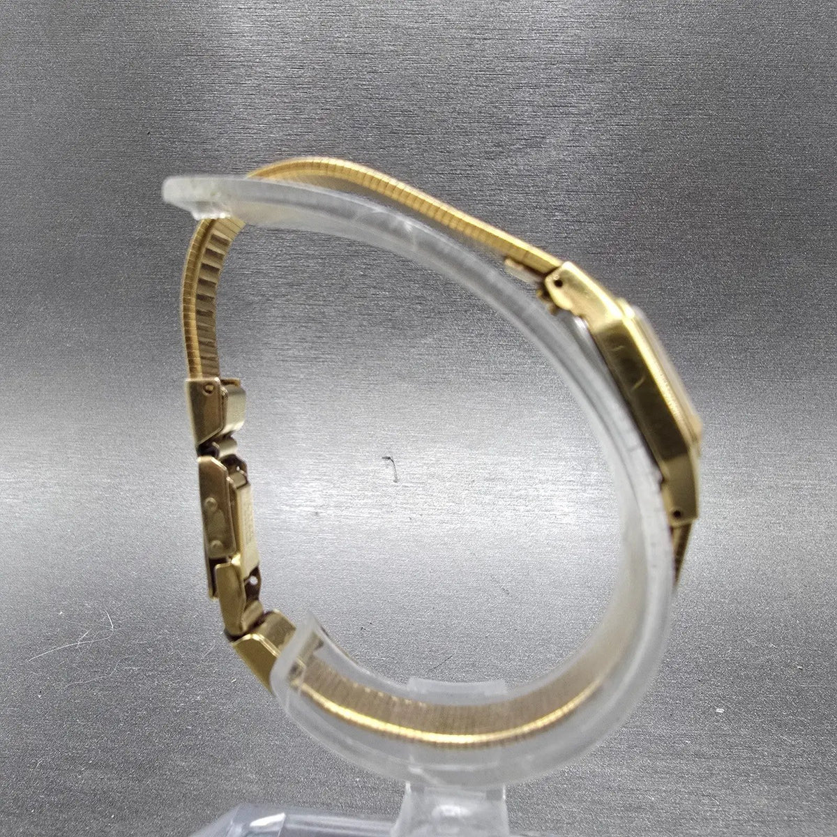 Seiko Watch Women 17mm Brown Dial Gold Tone Rectangle 2C20-5789 New Battery JP8