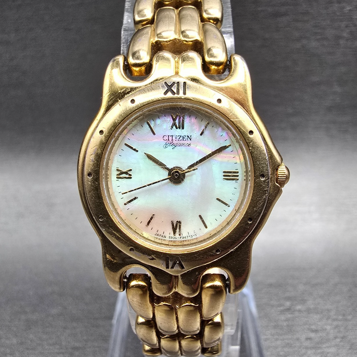 Citizen Elegance Watch Women 21mm MOP Dial Gold Tone Round 5930-F91342 New Batte0