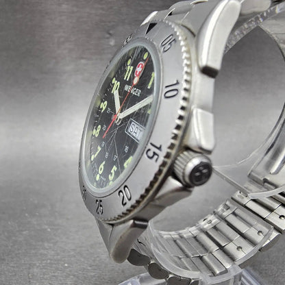 Wenger Dive Watch Men 38mm Black Dial Silver Tone Daydate 7215X New Battery2