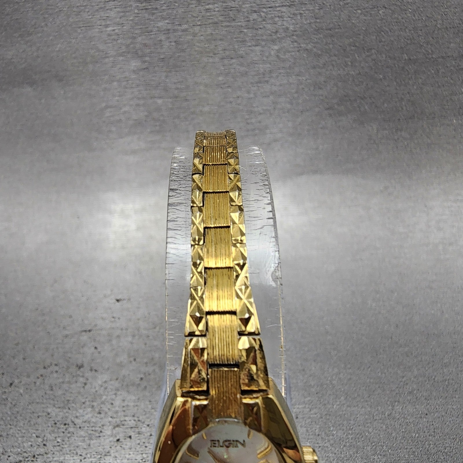 Elgin Watch Women 18mm MOP Dial Gold Tone Oval EG388 New Battery4