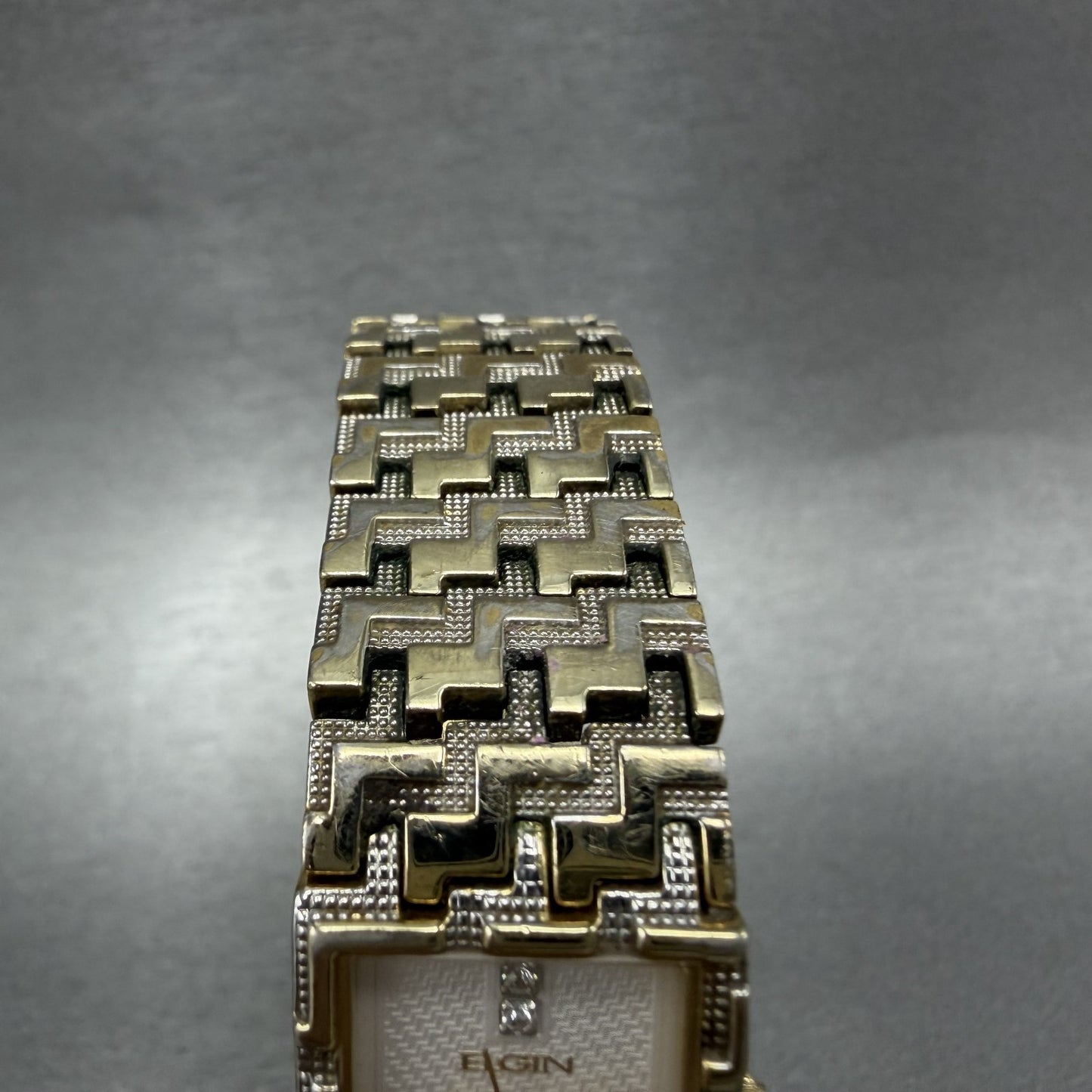 Elgin Tank Watch Women 17mm White Dial Gold Tone Rectangle New Battery4