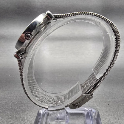 Skagen Denmark Watch Women 25mm Black Dial Silver Tone Round 107SSSBD New Batt6