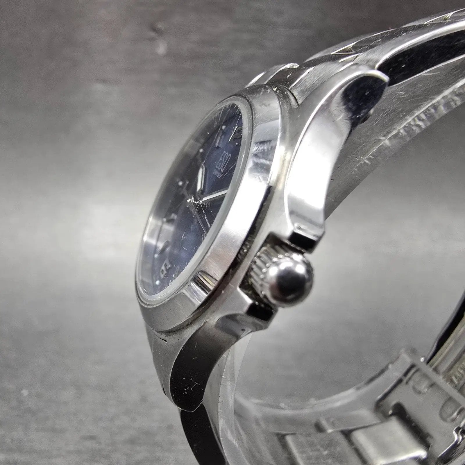 ESQ Watch Women 26mm Blue Dial Silver Tone Date Round E5293 New Battery2