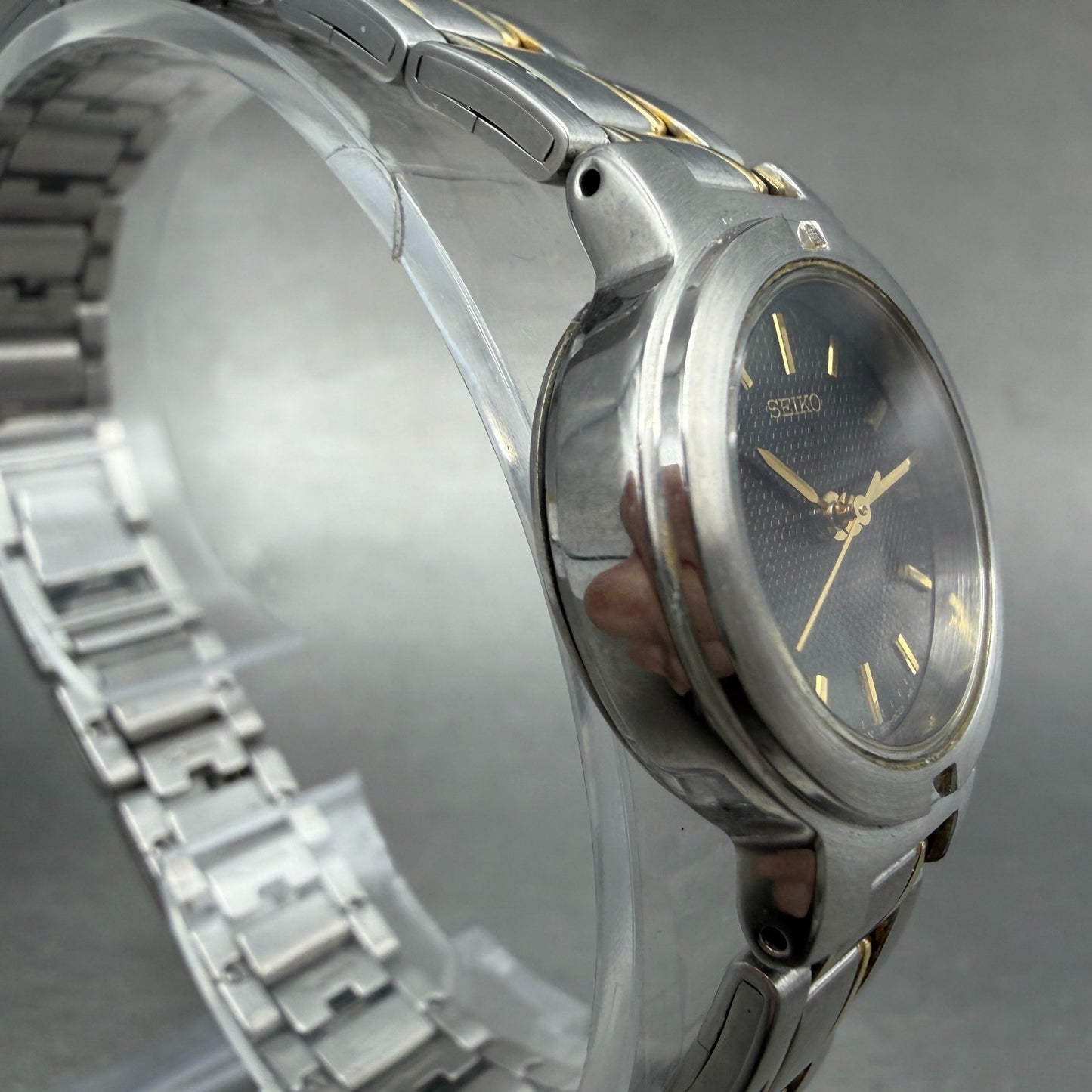 Seiko Watch Women 24mm Black Dial Two Tone Round 7N01-0BA0 New Battery Vintage3