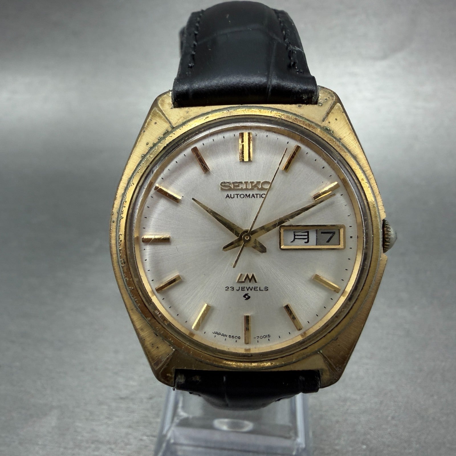Seiko Lordmatic Watch Men 36mm Silver Dial Gold Tone Daydate 5606-7000 Runs VTG30