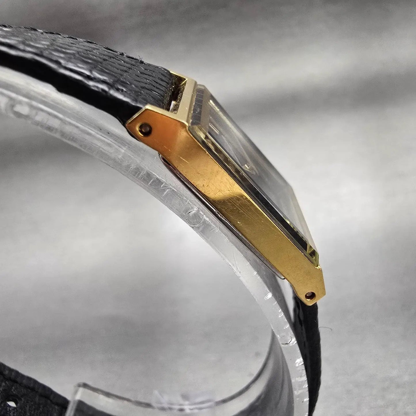 Citizen Tank Watch Women 16mm Black Dial Gold Tone Rectangle 2200 New Battery3