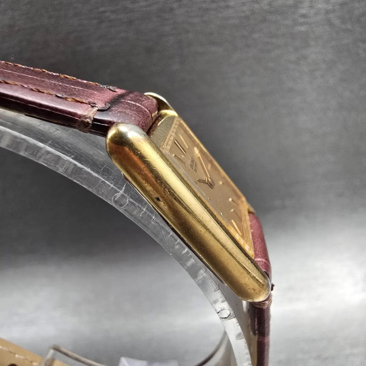 Seiko Tank Watch Women 18mm Gold Dial Gold Tone Rectangle 2C20-5019 New Battery3