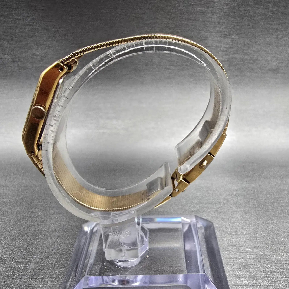Seiko Watch Women 12mm Brown Dial Gold Tone Rectangle 1320-5990 New Battery6