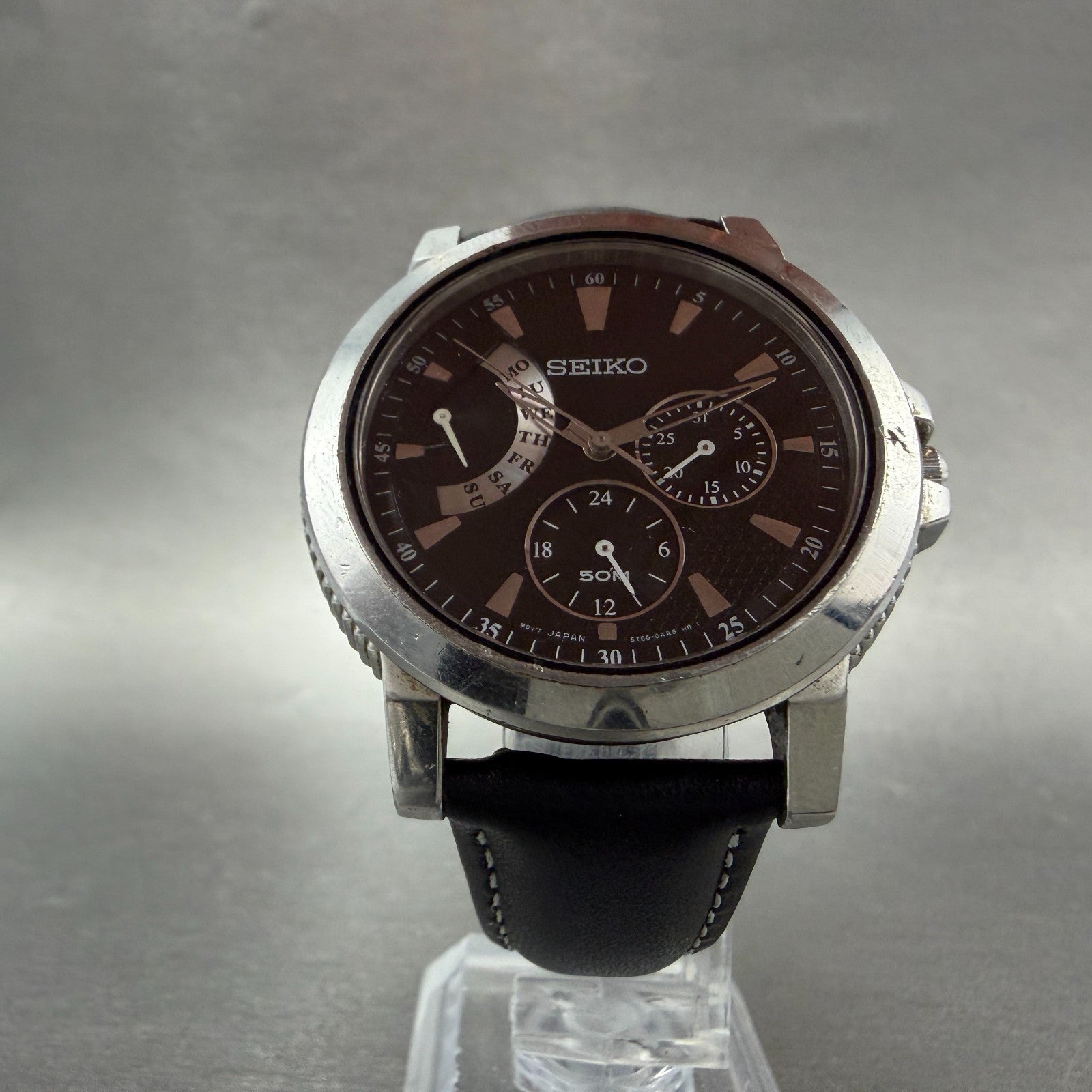 Seiko Watch Men 39mm Black Dial Silver Tone Daydate 24 Hour 5Y66-0AA0 NewBattery6