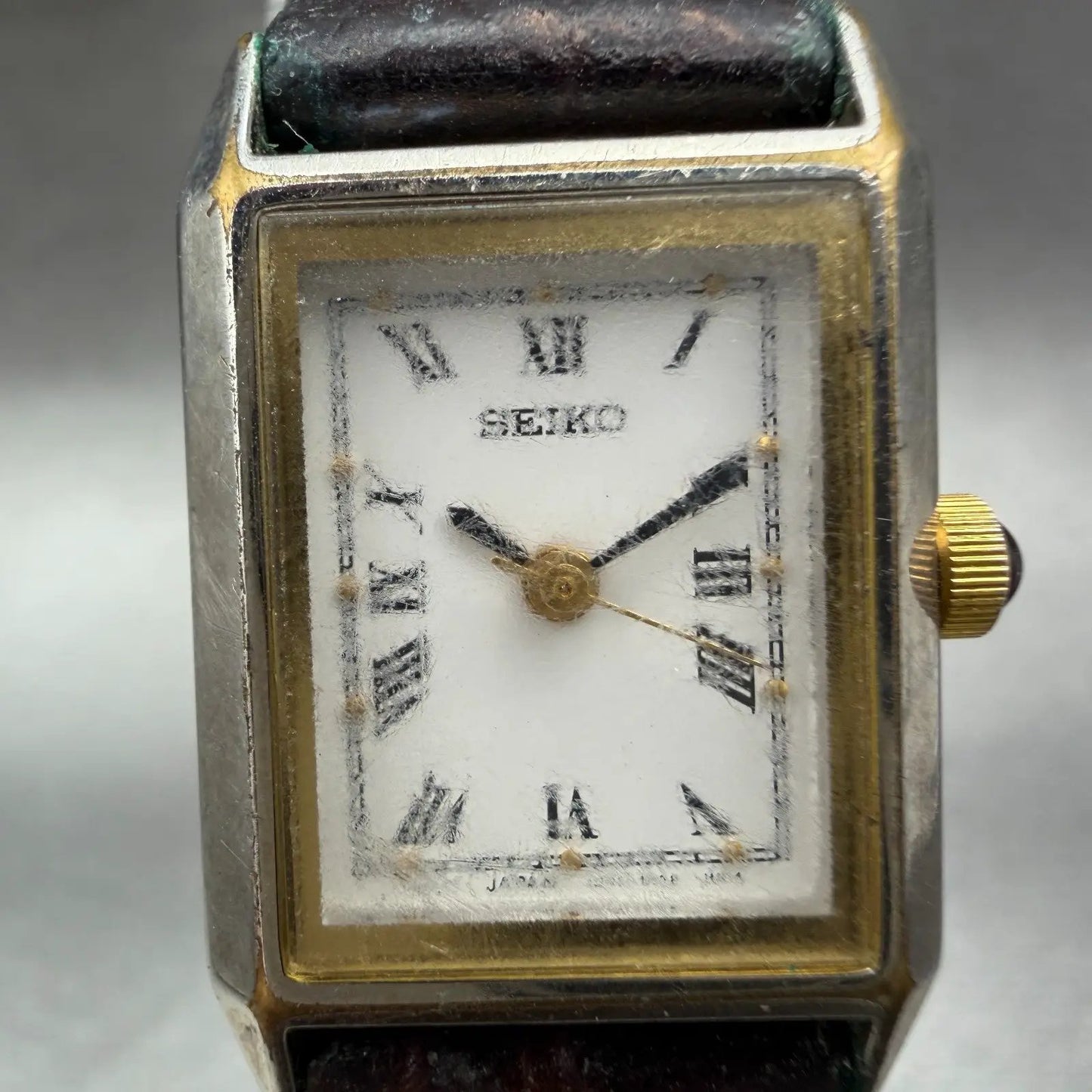 Seiko Tank Watch Women 18mm White Dial Two Tone Rectangle 1N01-5E90 New Battery1