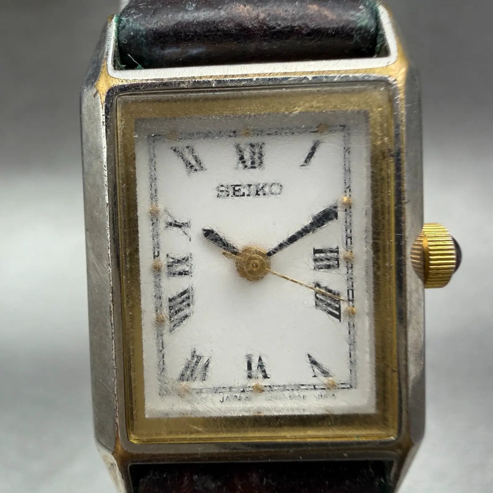 Seiko Tank Watch Women 18mm White Dial Two Tone Rectangle 1N01-5E90 New Battery1