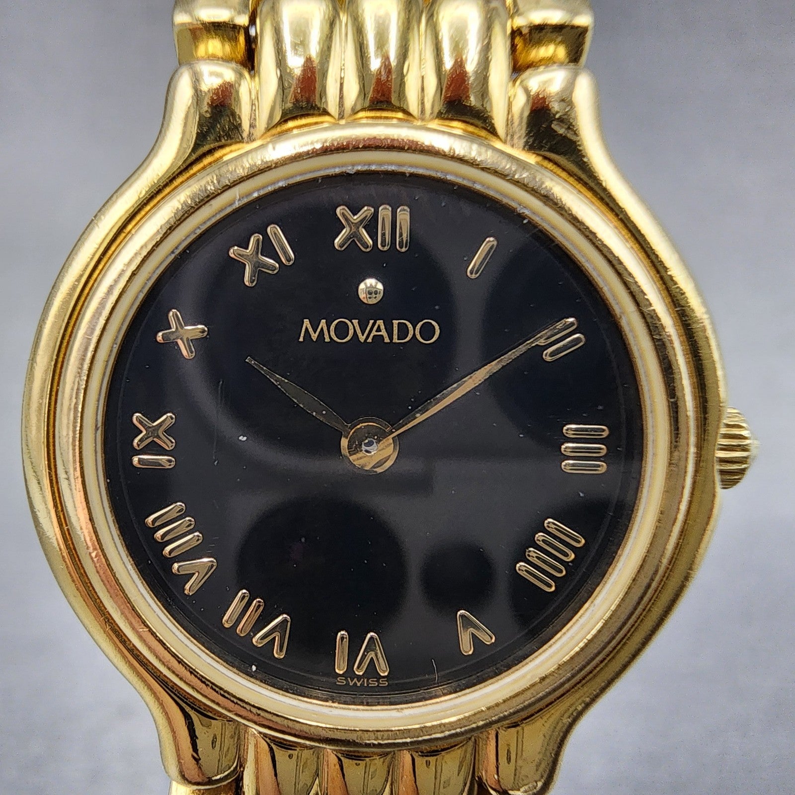 Movado Watch Women 24mm Black Dial Gold Tone 87.25.820 Round New Battery1