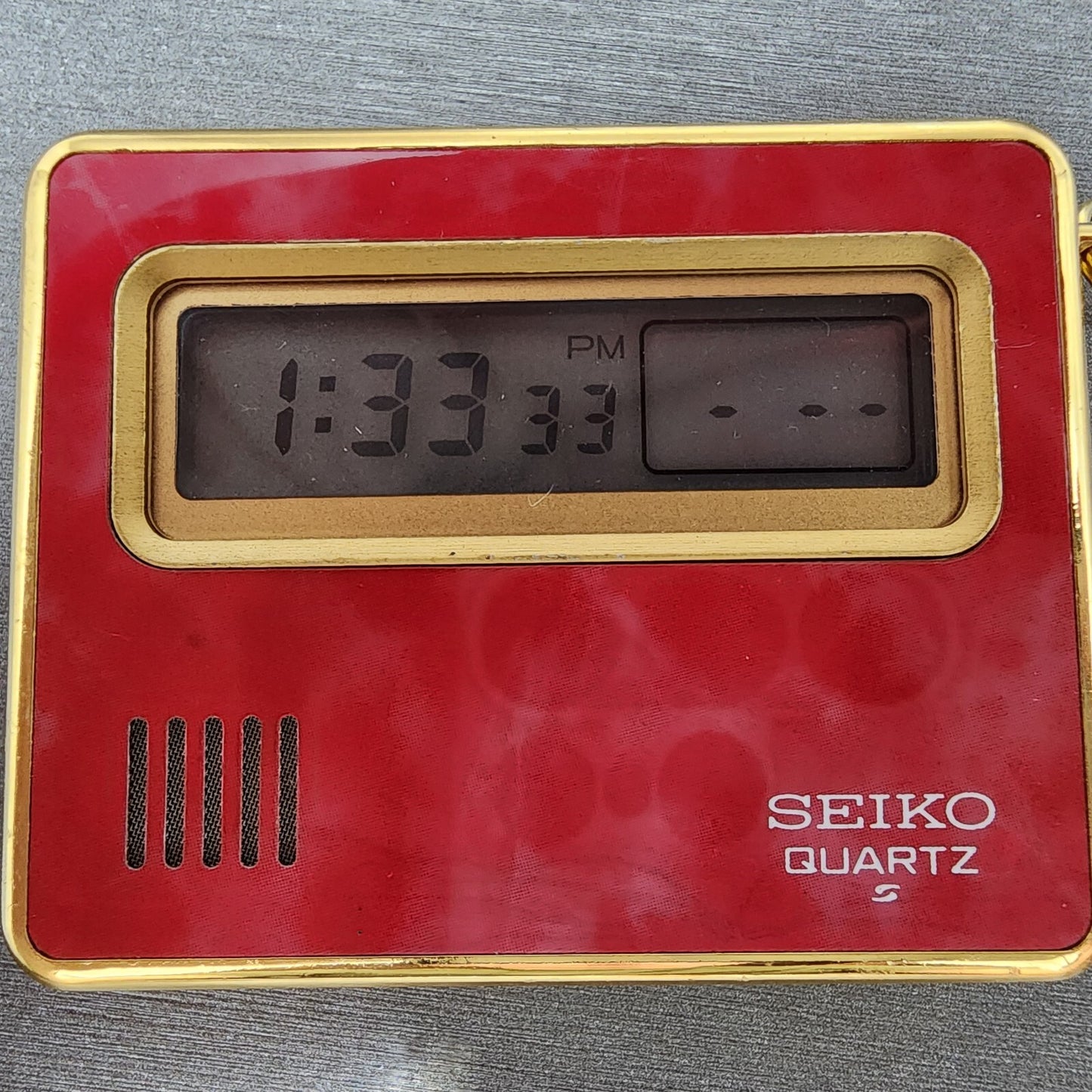 Seiko Travel Alarm Clock Digital 61mm Red Gold Tone 7412803Q New Batteyr1