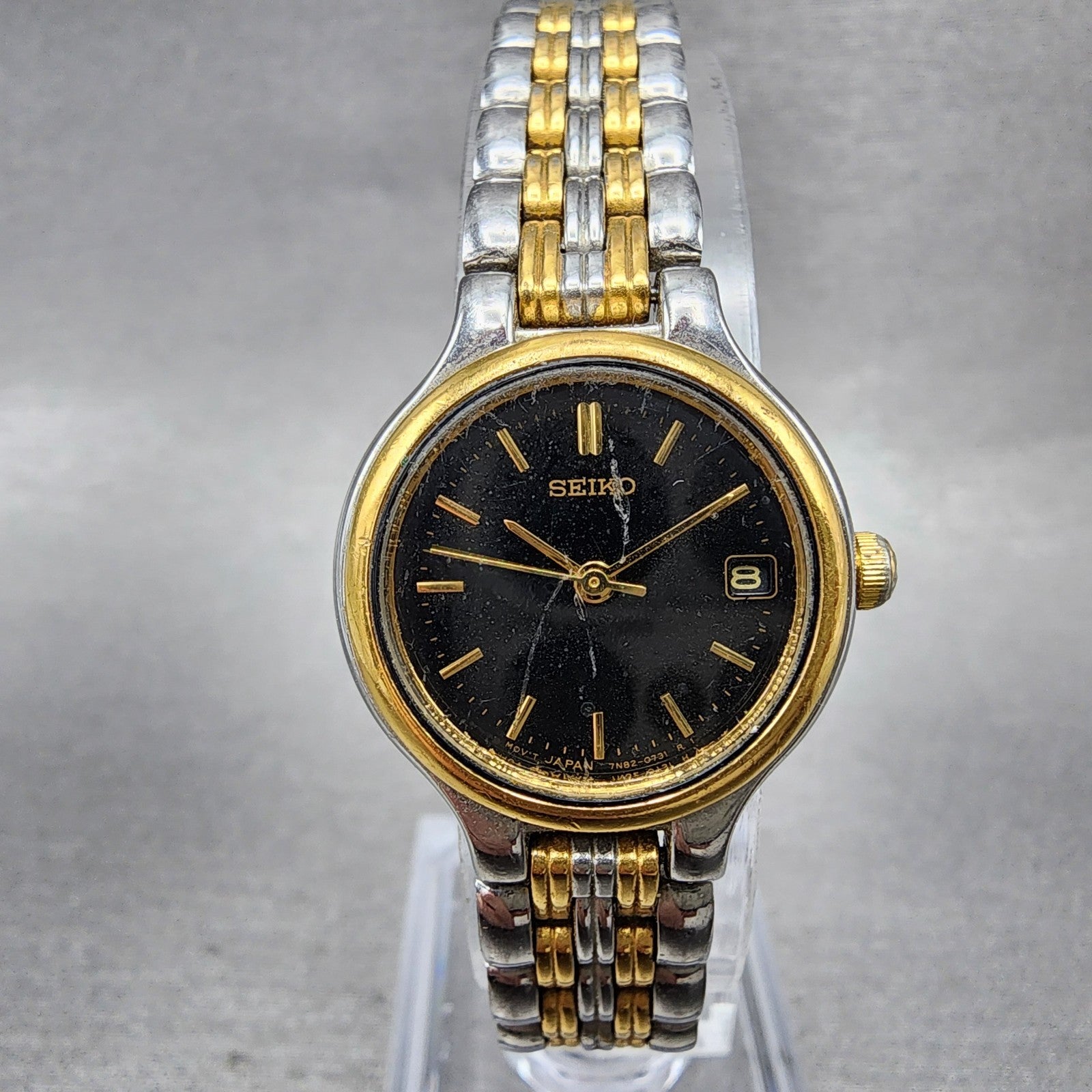 Seiko Watch Women 23mm Black Dial Two Tone Date Round 7N820228 New Battery ABC0