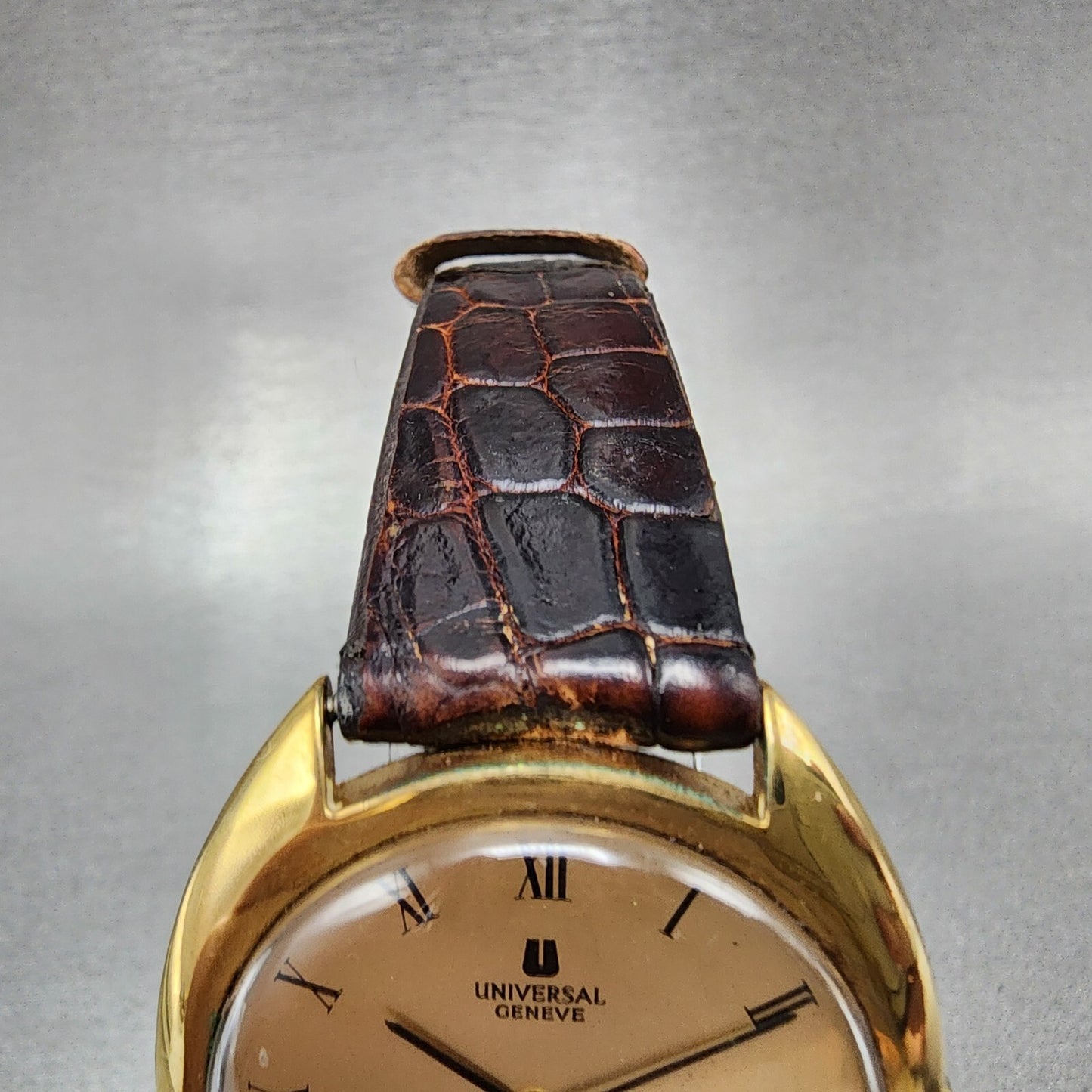 Universal Geneve Watch Men 36mm Champagne Dial Gold Tone Round 542111 Runs