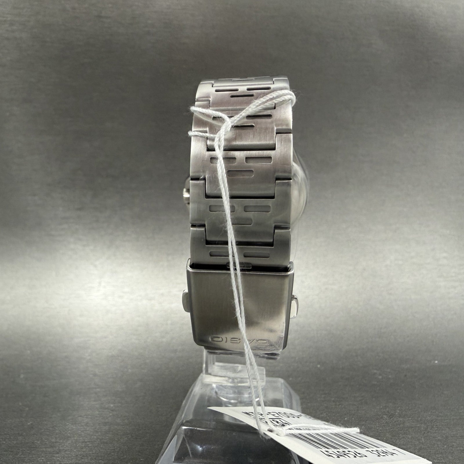 Casio MTP-E700 Watch Men 39mm Black Dial  Silver Tone Metal Date Bracelet Round7