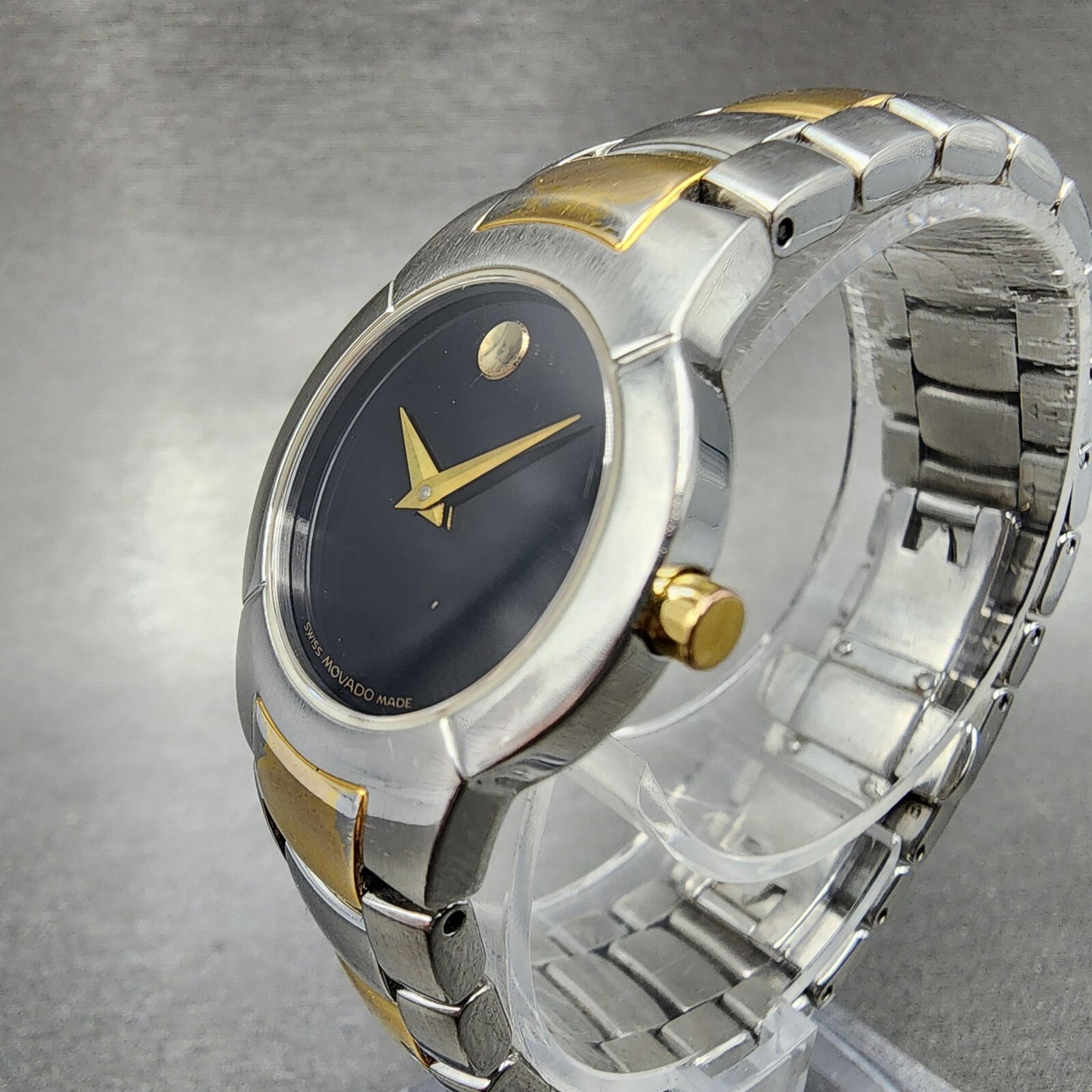 Movado Amorosa Watch Women 25mm Black Dial Two Tone Round 81.A1.1842 New Battery2