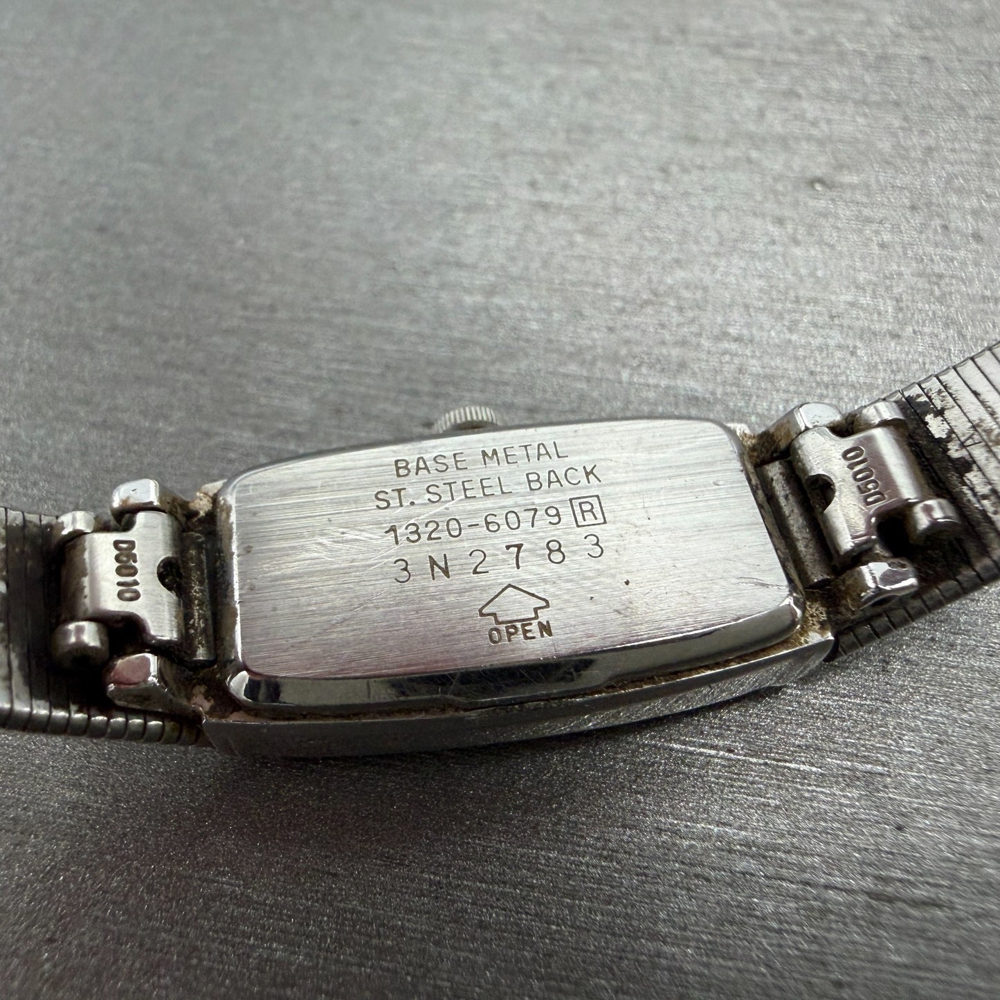 Seko Tank Watch Women 13mm Silver Dial Silver Tone 1320-6079 New Battery Vintage9