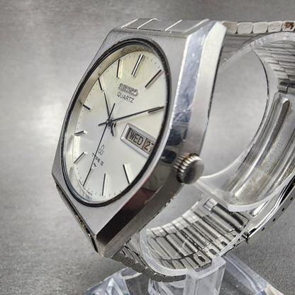 Seiko Type II Watch Men 34mm Silver Dial Silver Tone Daydate 7123-7080 PARTS
