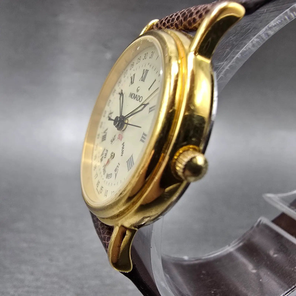 Movado Watch Women 28mm Cream Dial Gold Tone Daydate 87.06.825 K New Battery2