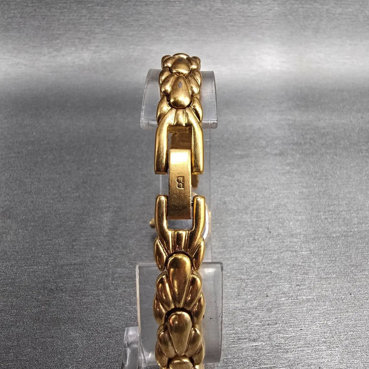 Bulova Watch Women 17mm Gold Dial Gold Diamond Oval 97P68 New Battery JP7