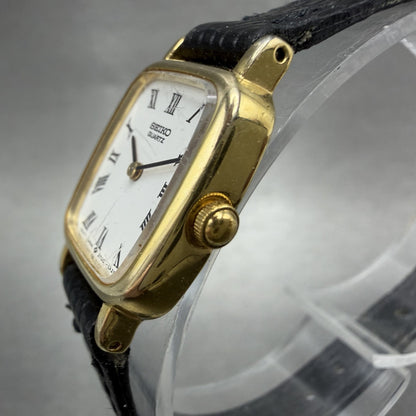 Seiko Watch Women 17mm White Dial Gold Tone Rectangle 2Y005A00 New Battery2
