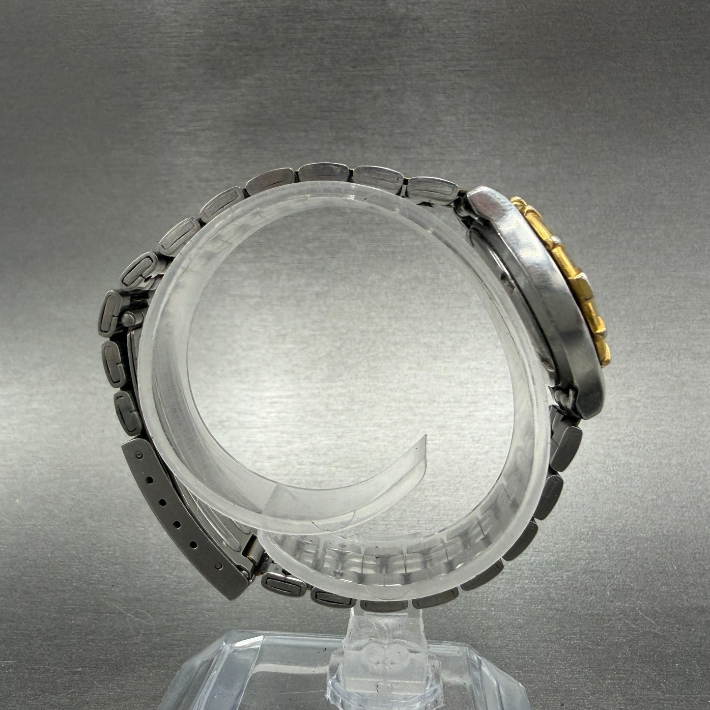 Seiko Sports 50 Watch Women 25mm Luminous Dial Two Tone Date Round New BatteryAB8