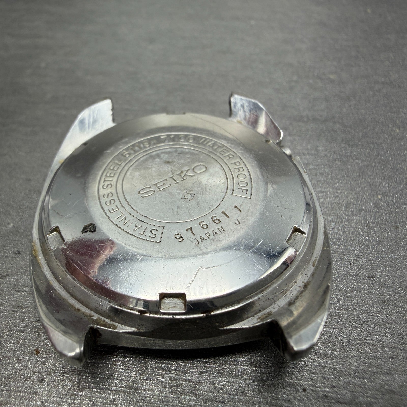 Seiko 5 Automatic Watch Men 35mm Silver Dial Silver Tone Daydate 6119-7100 PARTS10