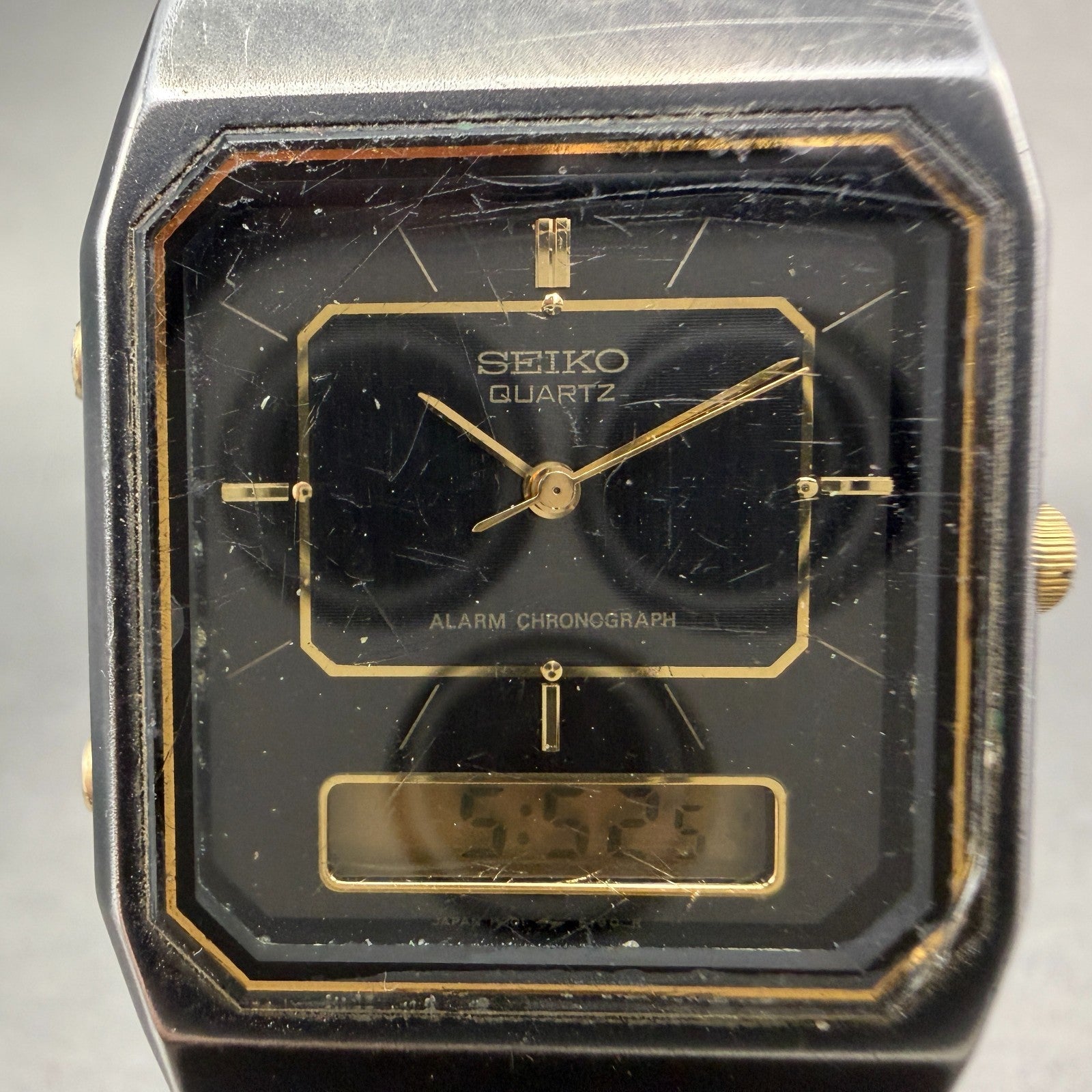 Seiko Analog Digital Watch Men 28mm Black Gold Alarm Chrono H601-5179 PARTS2