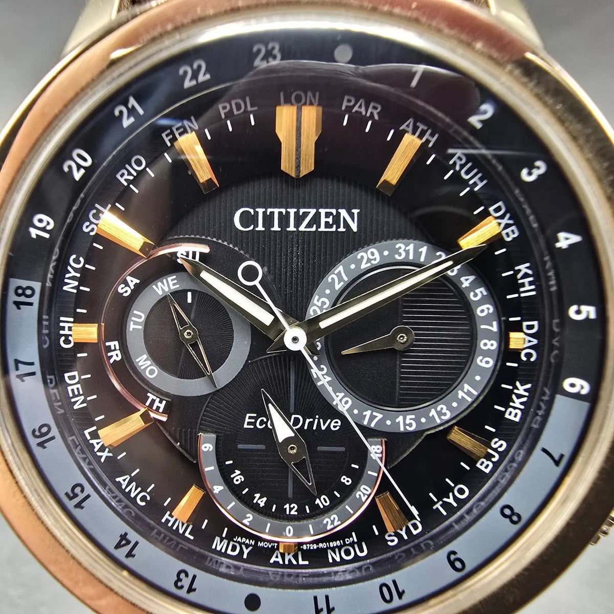 Citizen Eco-Drive Calendrier Watch Men 44mm Black Dial Rose Gold Daydate Works1