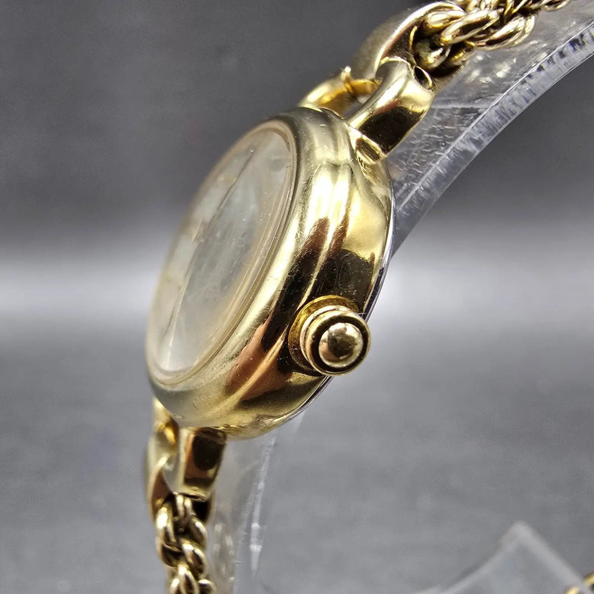 Citizen Eco-Drive Watch Women 23mm Champagne Dial Gold Oval B023-S021995 Works2