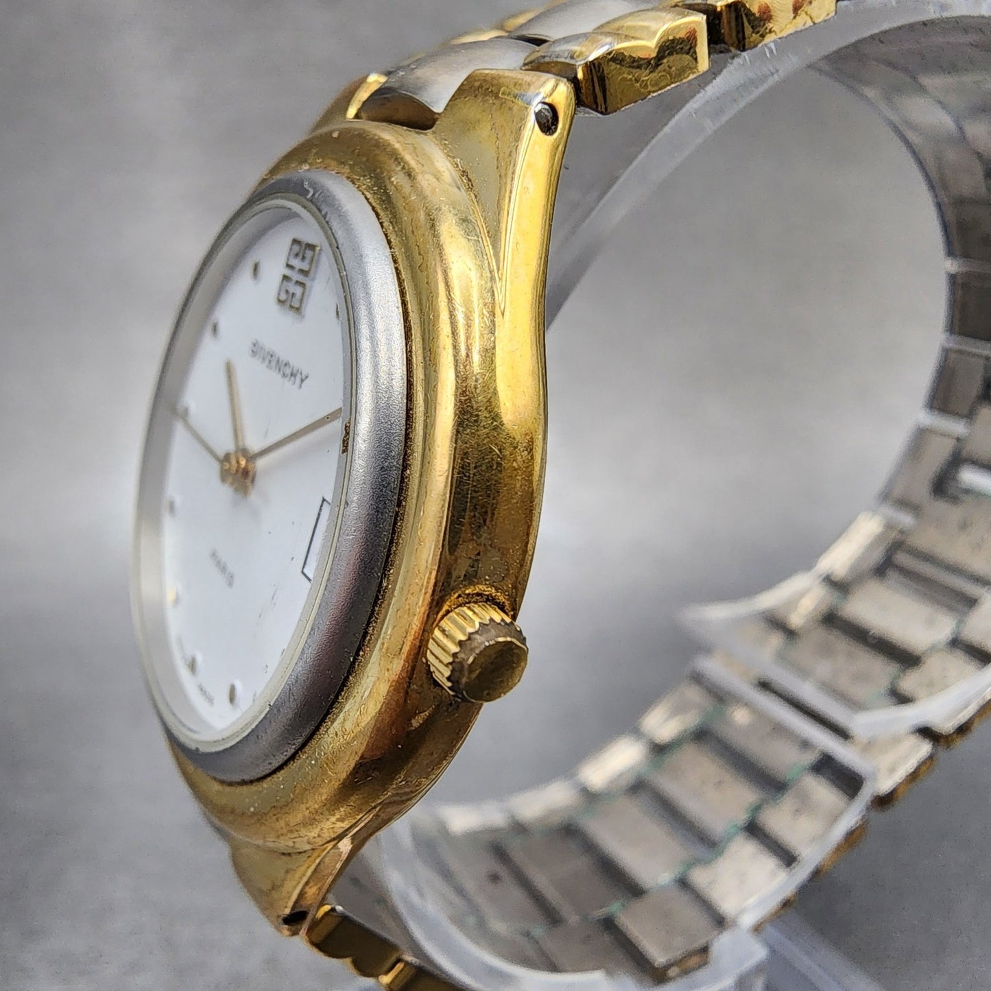 Givenchy Kashmir Watch Women 31mm White Dial Two Tone Date Round New Battery2