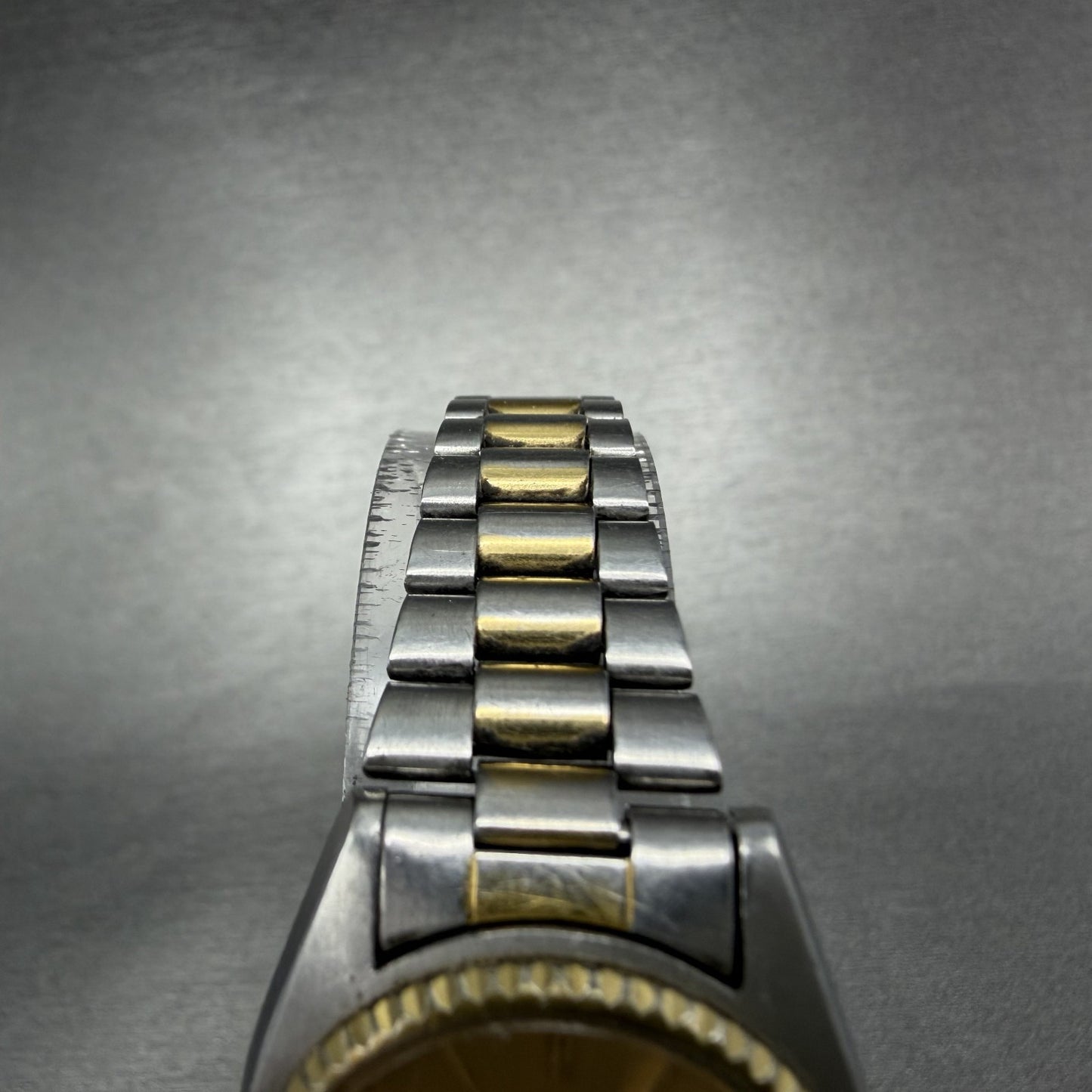Seiko SQ Watch Women 24mm Champagne Dial Two Tone Daydate 8523-0050 New Batt UHK4