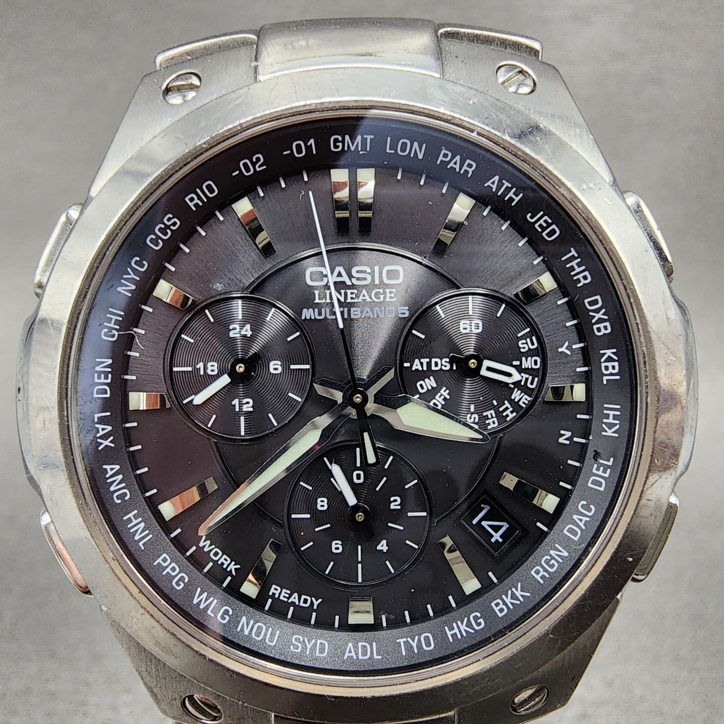 Casio Lineage Chronograph Watch Men 42mm Black Dial Steel Date Atomic Runs1