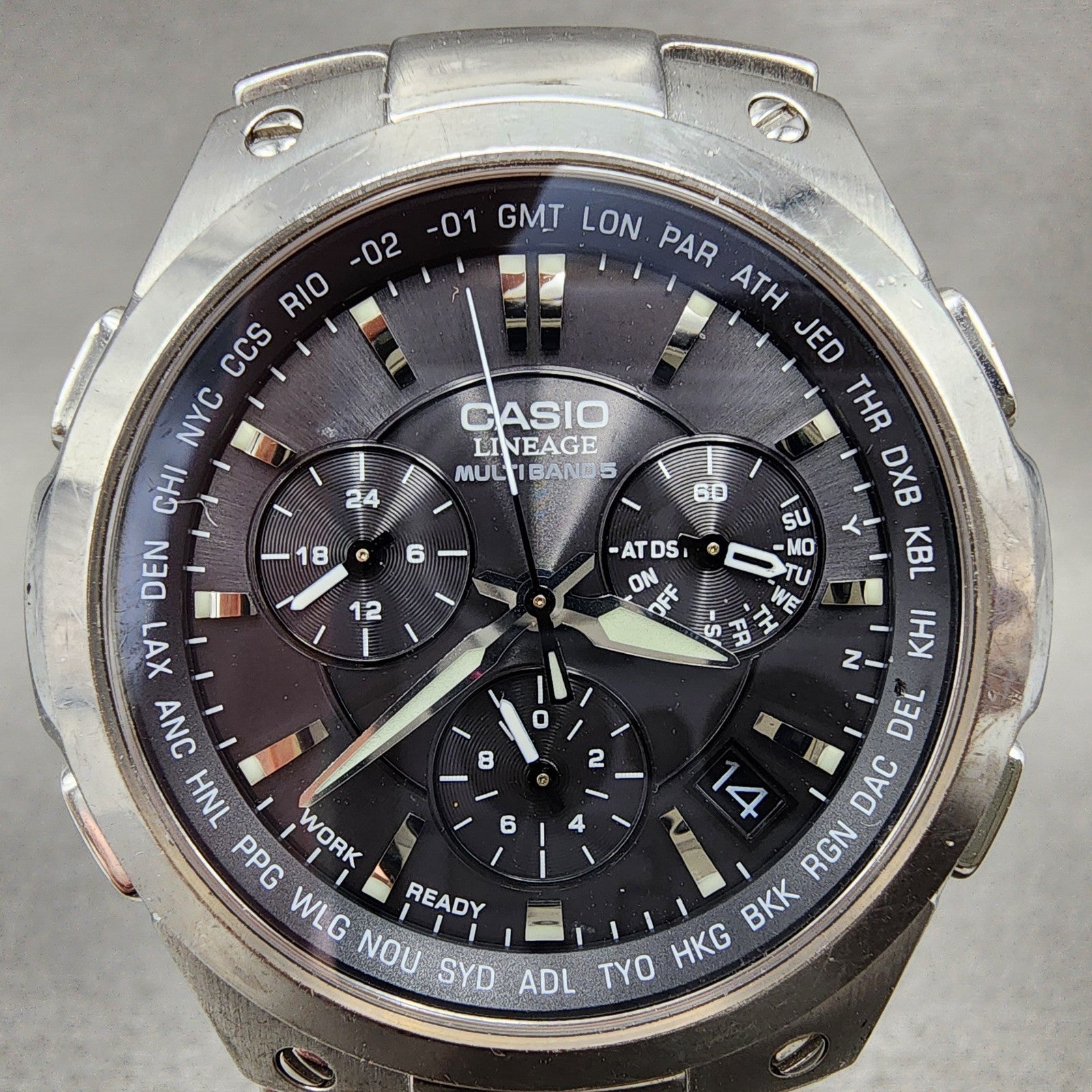 Casio Lineage Chronograph Watch Men 42mm Black Dial Steel Date Atomic Runs1