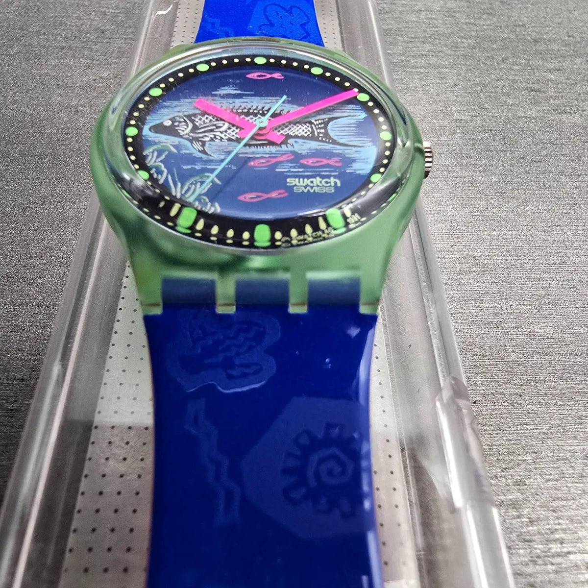 Swatch Frische Fische Watch Men 34mm Blue Dial Green Case GG116 New Battery NOS6