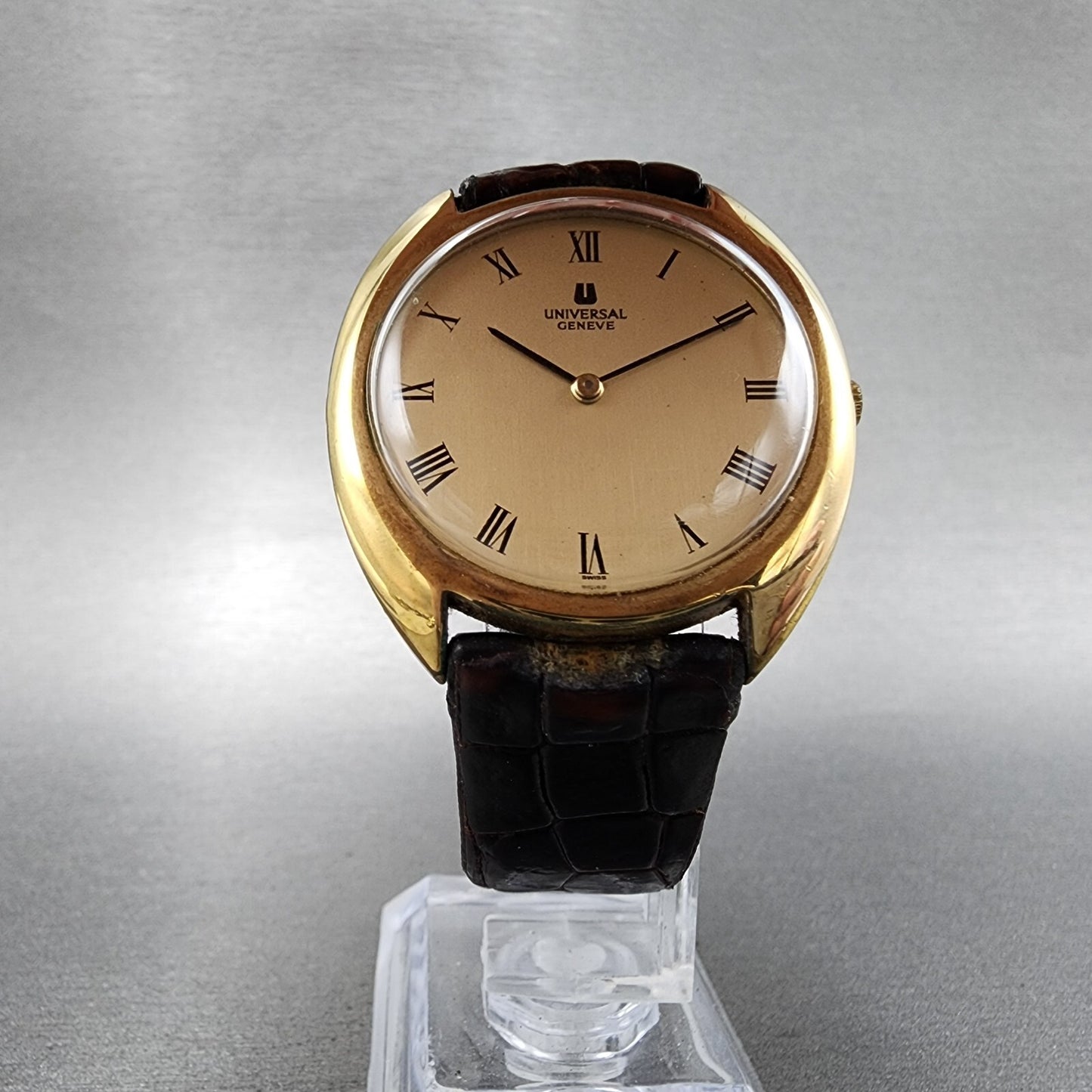 Universal Geneve Watch Men 36mm Champagne Dial Gold Tone Round 542111 Runs
