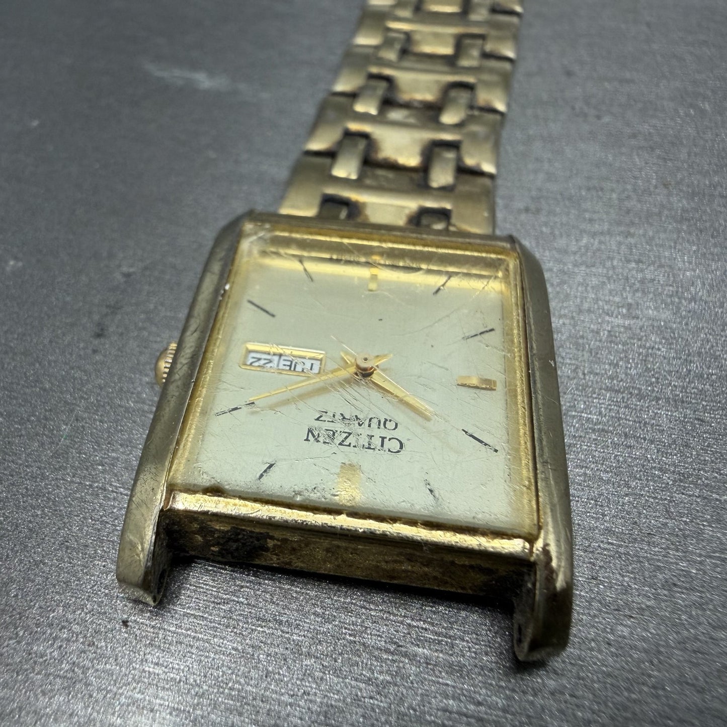 Citizen Watch Men 25mm Champagne Dial Gold Tone Daydate PARTS!! 1002-S992994