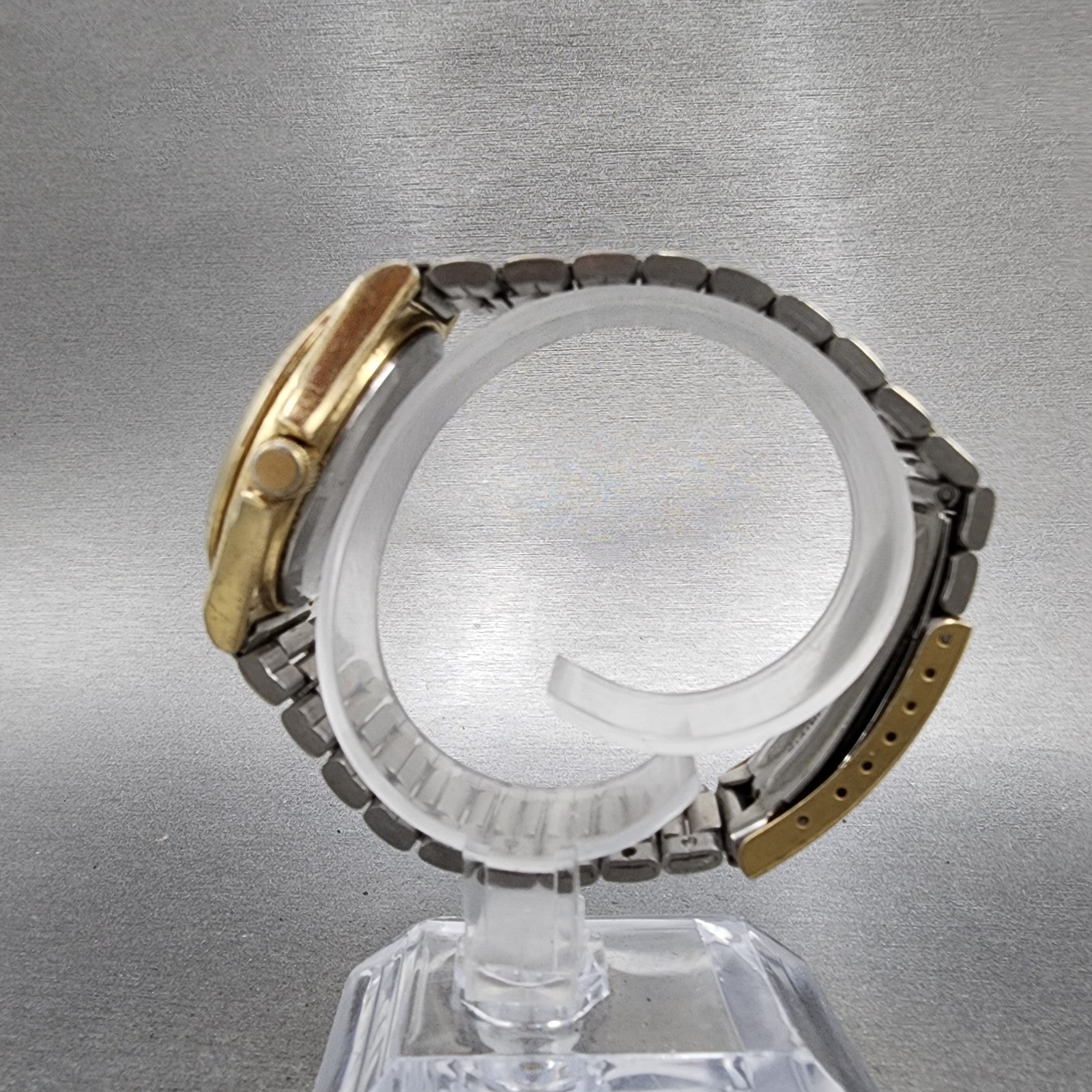 Casio Watch Men 35mm Champagne Dial Gold Daydate Round MMW82 New Battery6