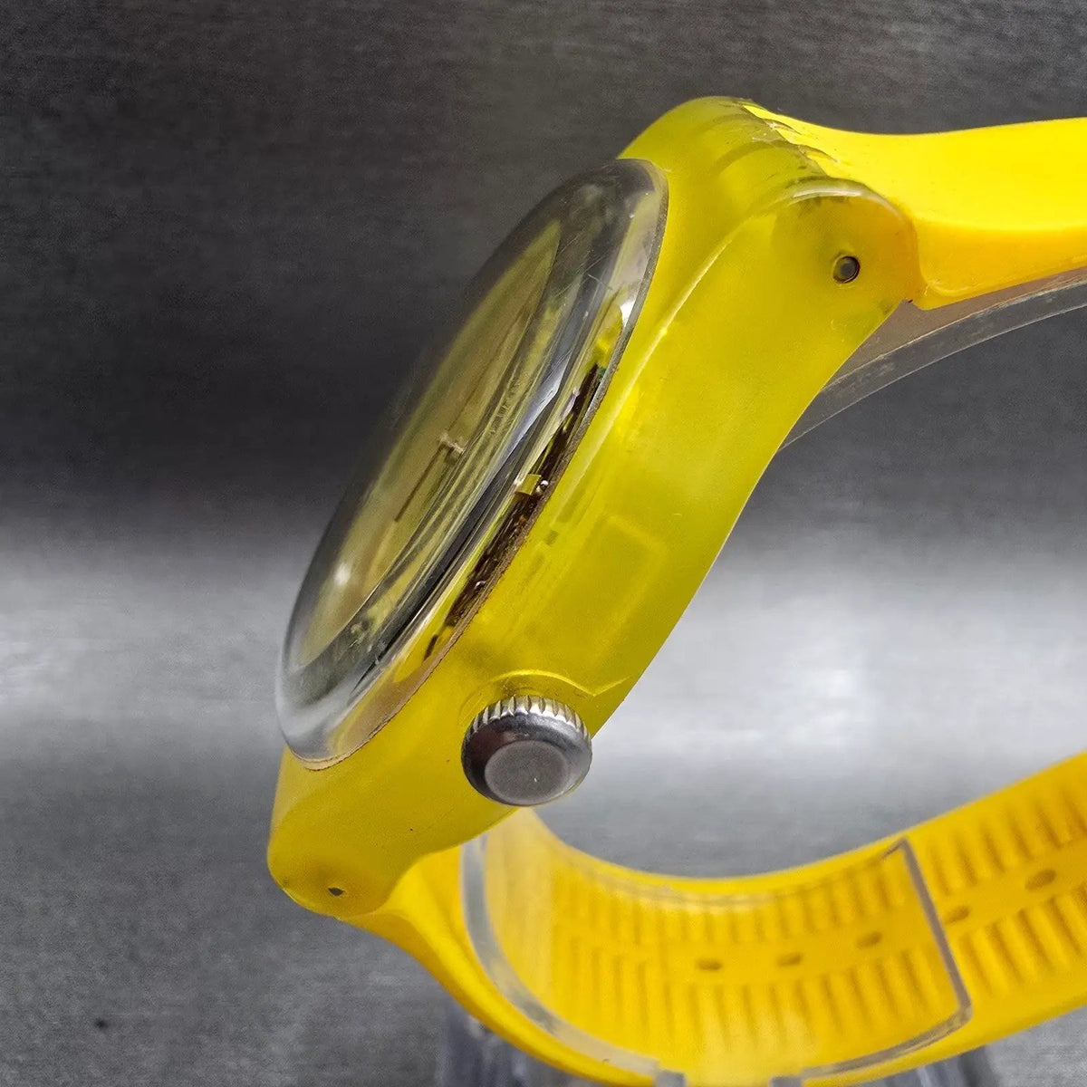 Swatch Yellow Laquered Watch Men 41mm Skeleton Dial Round SUOJ100 New Battery2