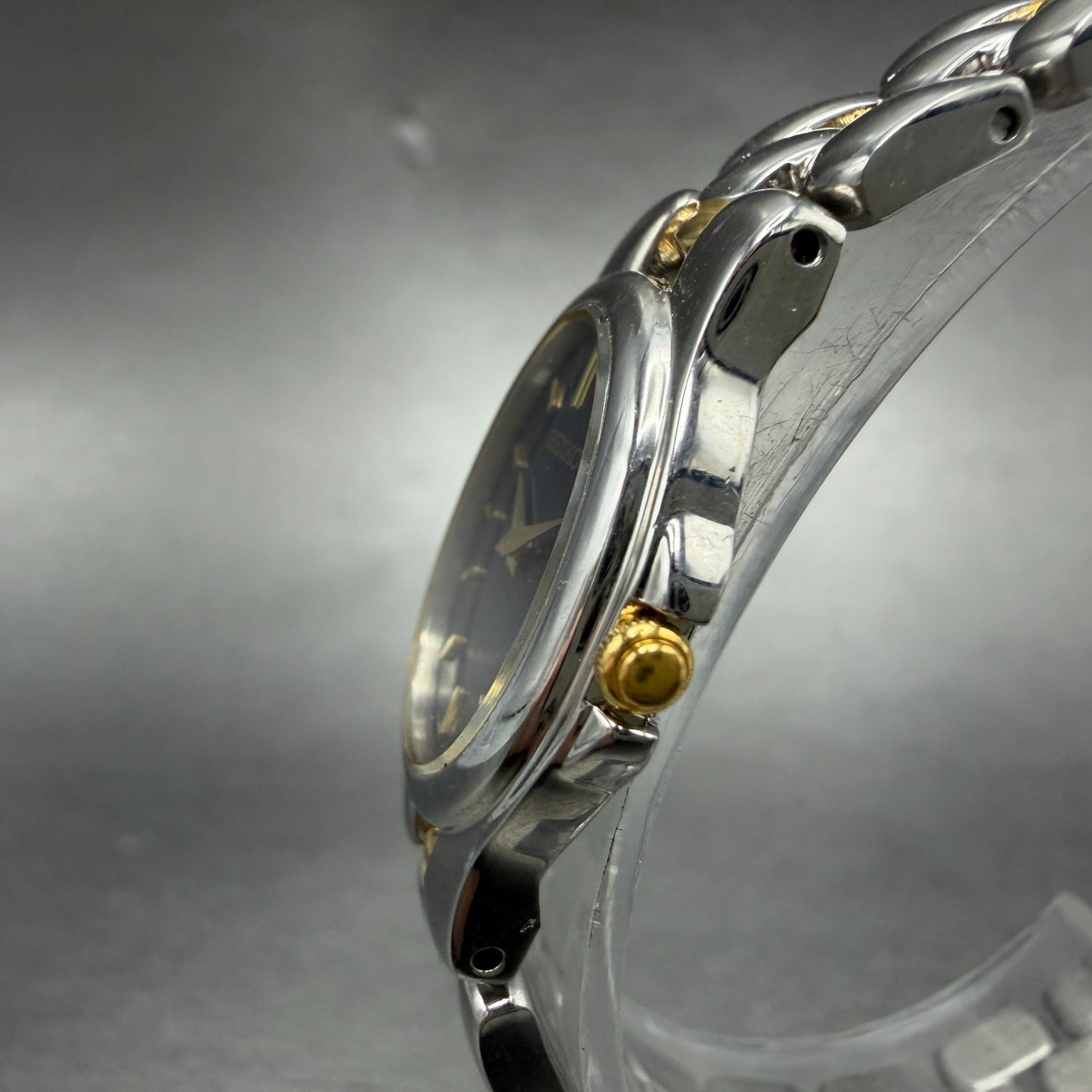 Seiko Watch Women 20mm Blue Dial Two Tone Oval 1N00-6T20 New Battery Vintage 55H2