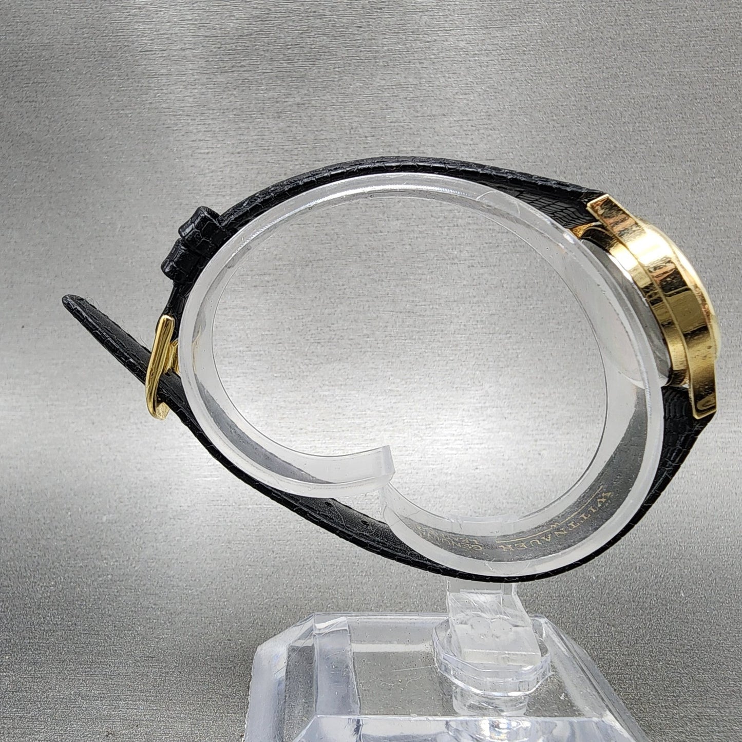 Wittnauer Pegasus Watch Women 24mm Champagne Dial Gold Tone Round New Battery8