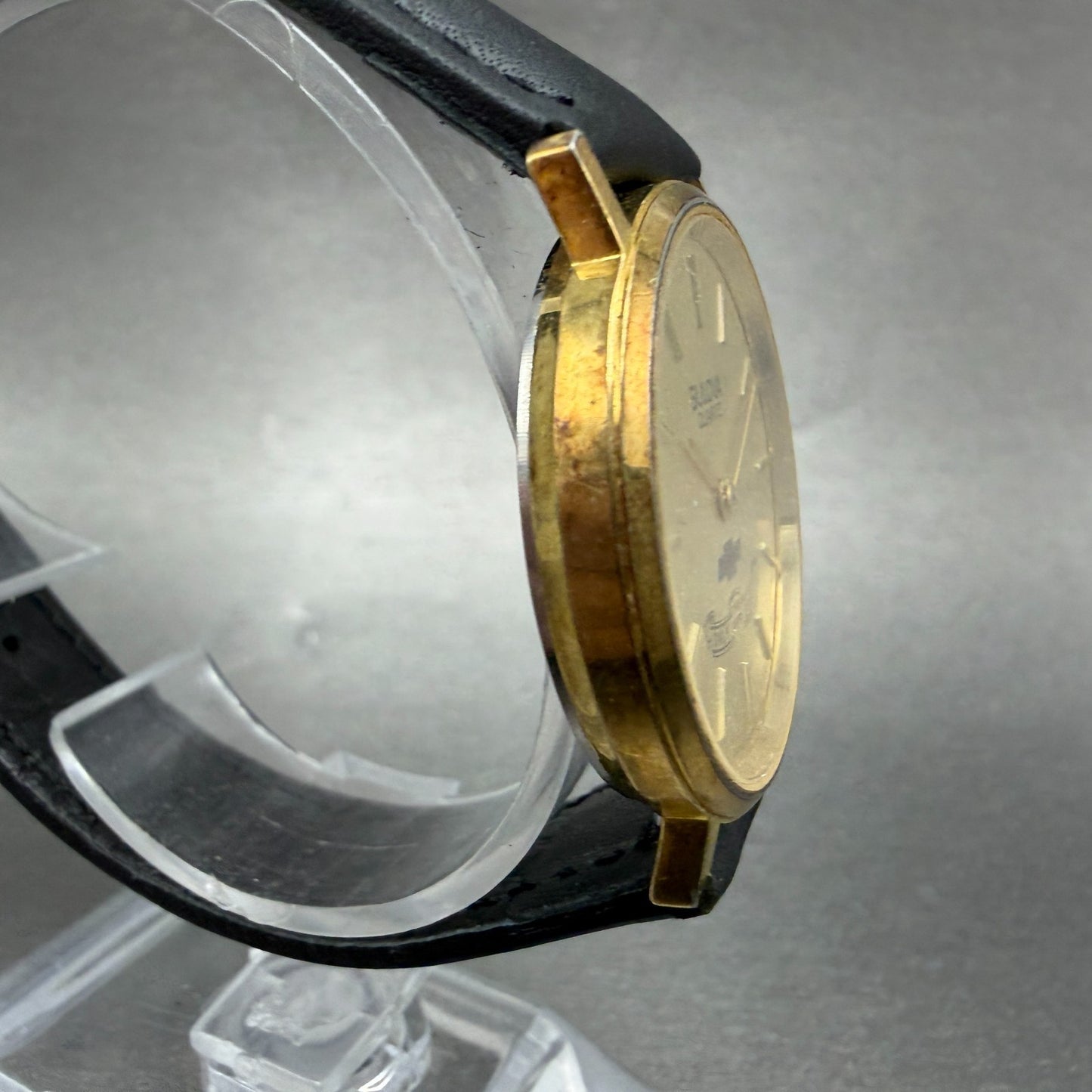 Bulova Chevrolet Watch Unisex 31mm Gold Dial Gold Tone Round 92P19 New Battery3