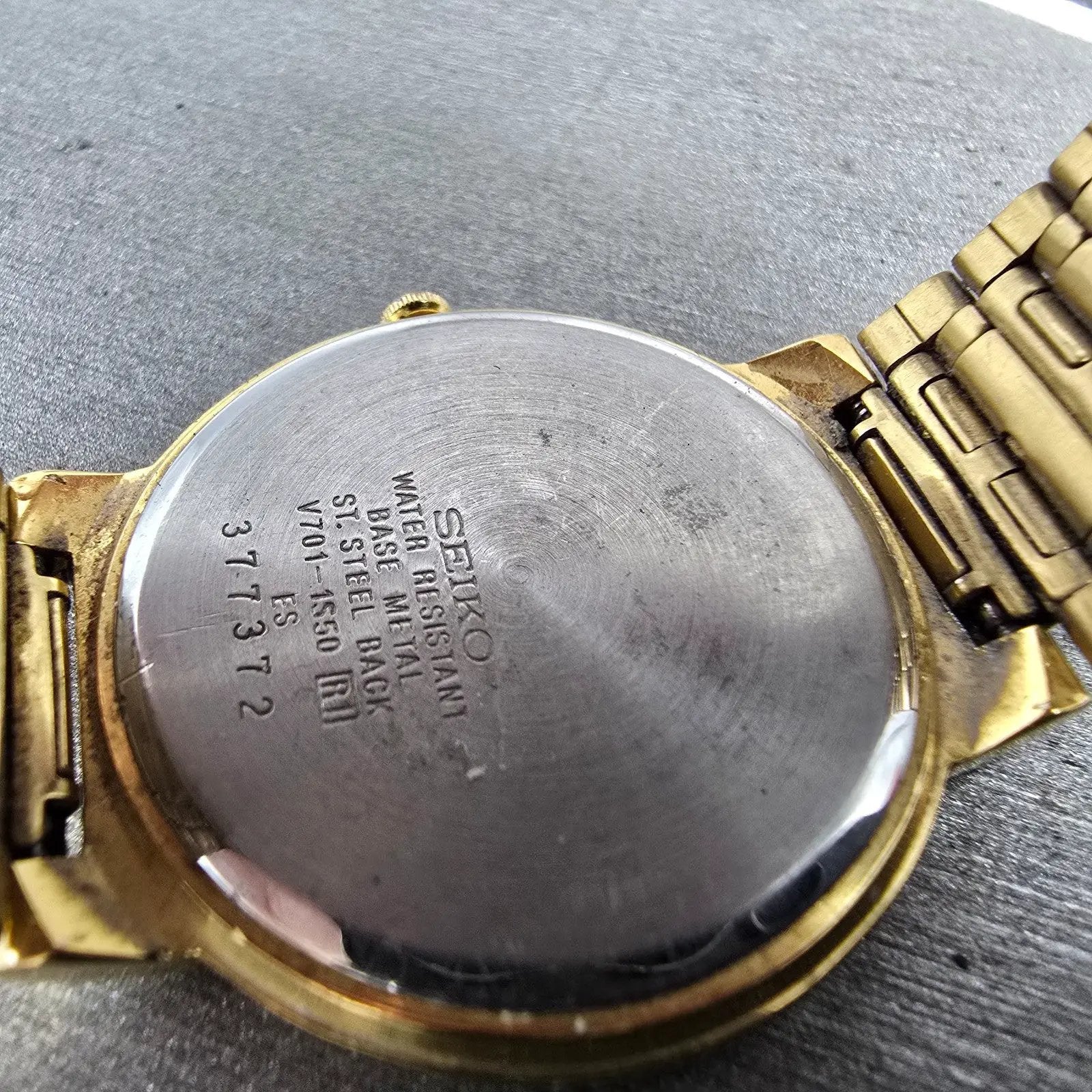 Seiko SX Watch Men Champagne Dial Gold Tone Round V701-1S50 PARTS Vintage9