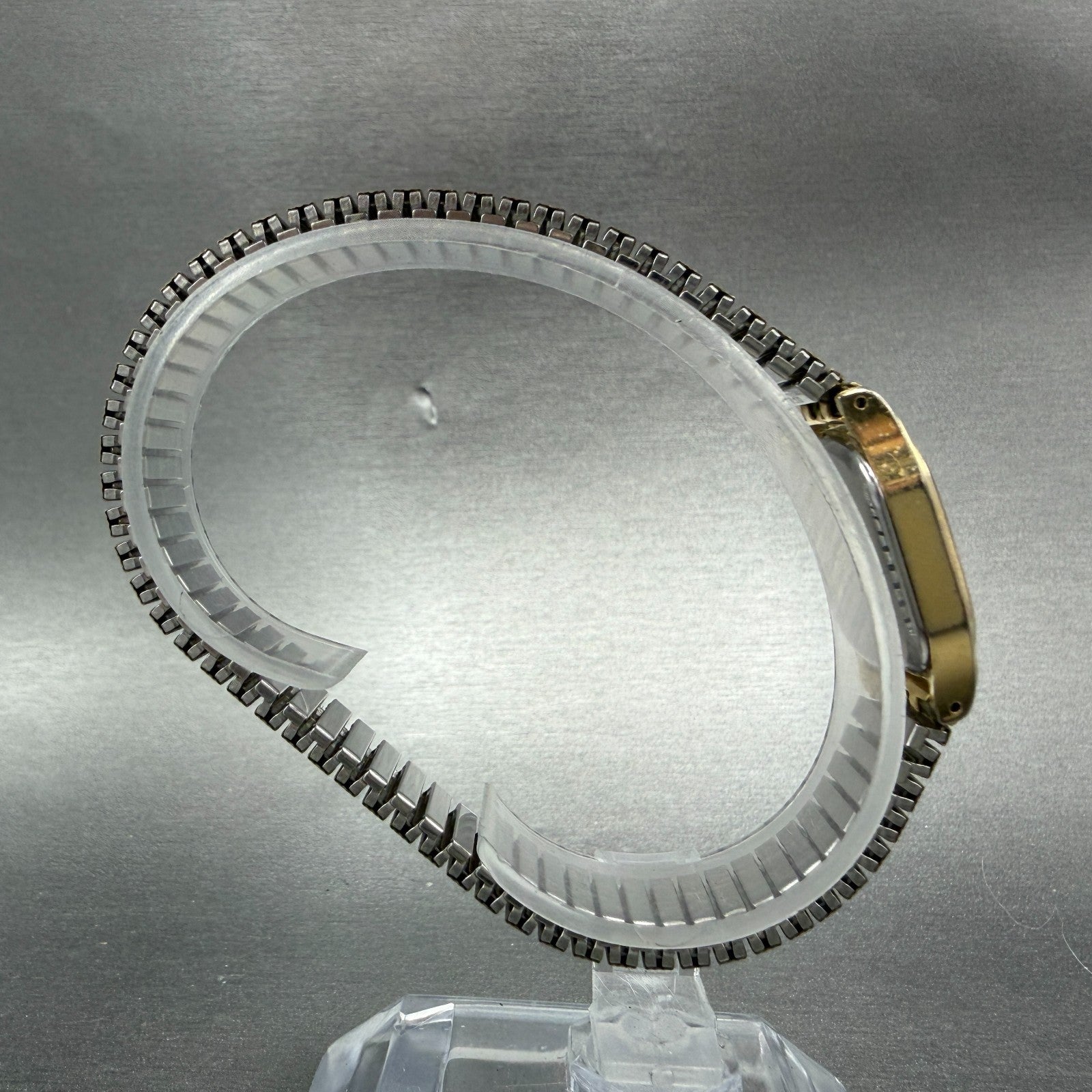 Orient Watch Women 19mm Gold Dial Gold Tone Oval A054960-20 New Battery8
