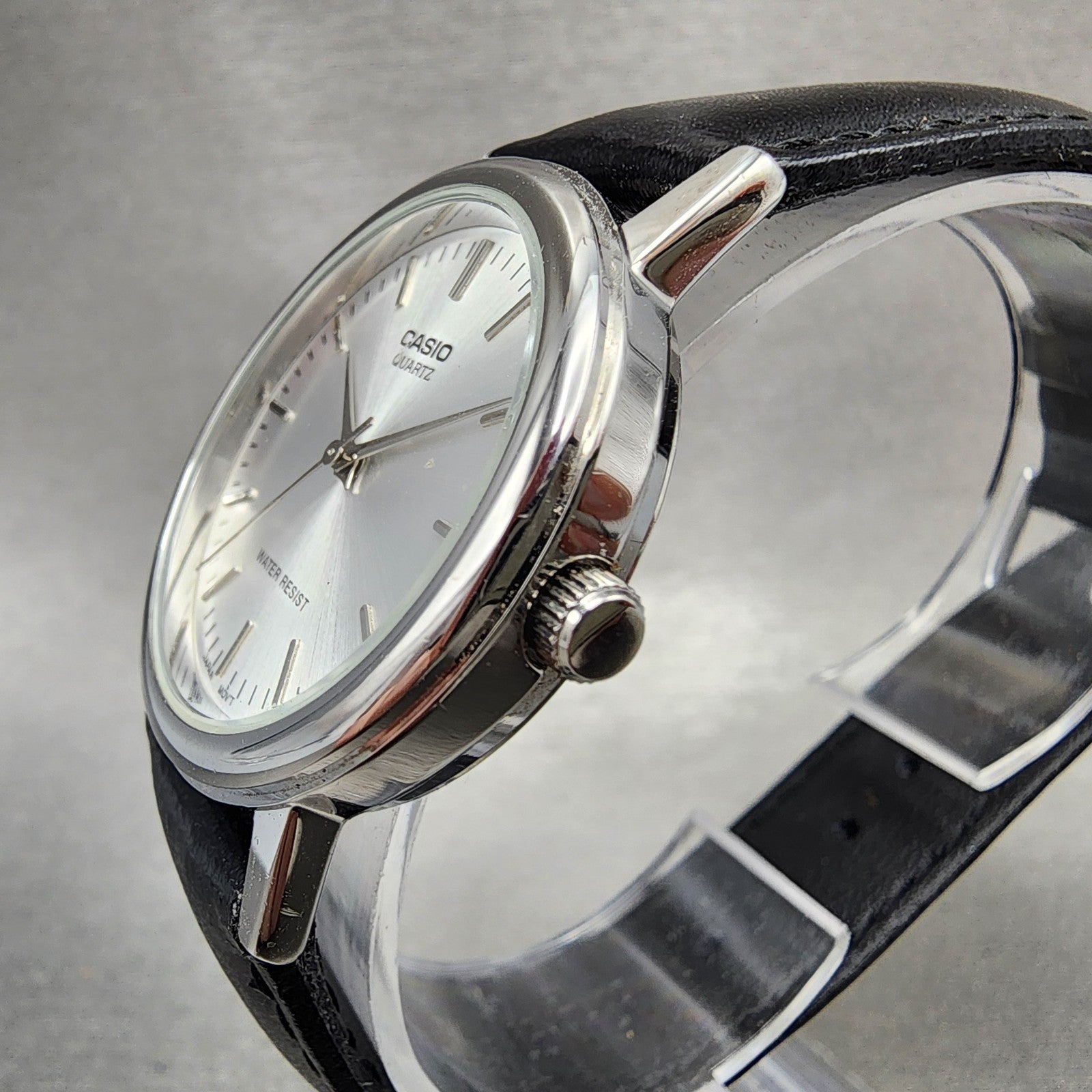 Casio Watch Men 33mm Silver Dial Silver Tone Round Leather MTP1403 New Battery2