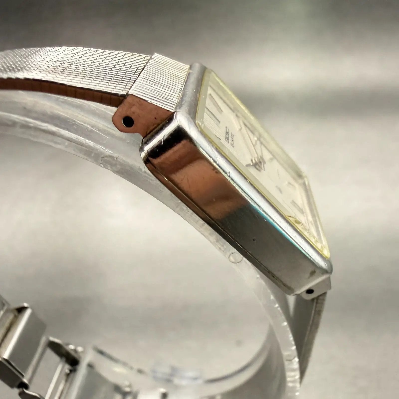 Seiko Watch Women 20mm Silver Dial Silver Tone Rectangle 2621-5200 New Battery3